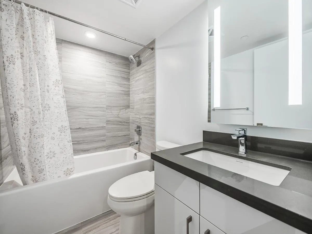 Apartment The Estate - Yorkville Toronto